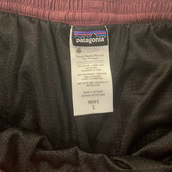 SOLD Men’s Patagonia Swim Shorts Size Large - Picture 5 of 9
